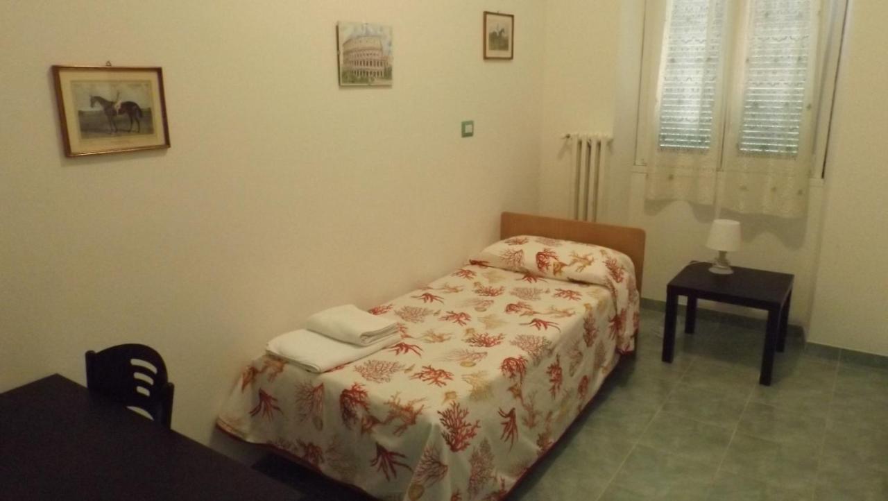 Foresteria Roma Esercito Della Salvezza Luaran gambar