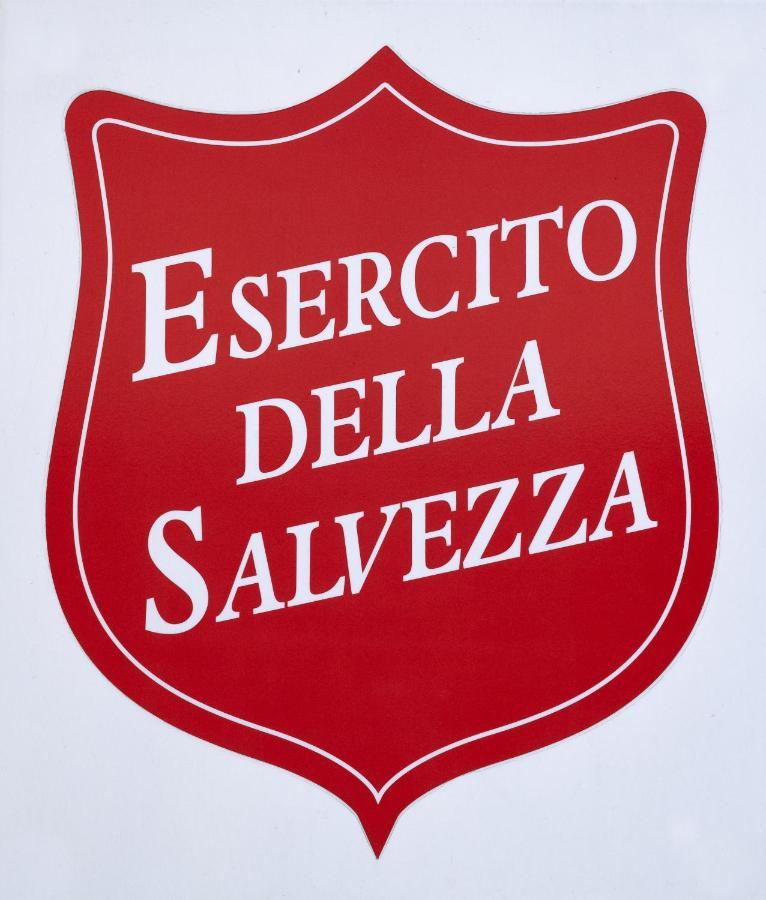 Foresteria Roma Esercito Della Salvezza Luaran gambar